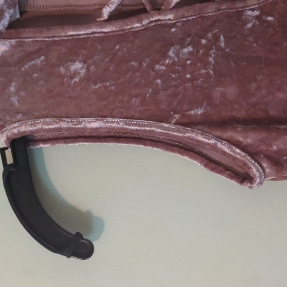 Minette, Pink, Crushed Velvet, Sleeveless Top, no size listed, maybe size S - Picture 4 of 10